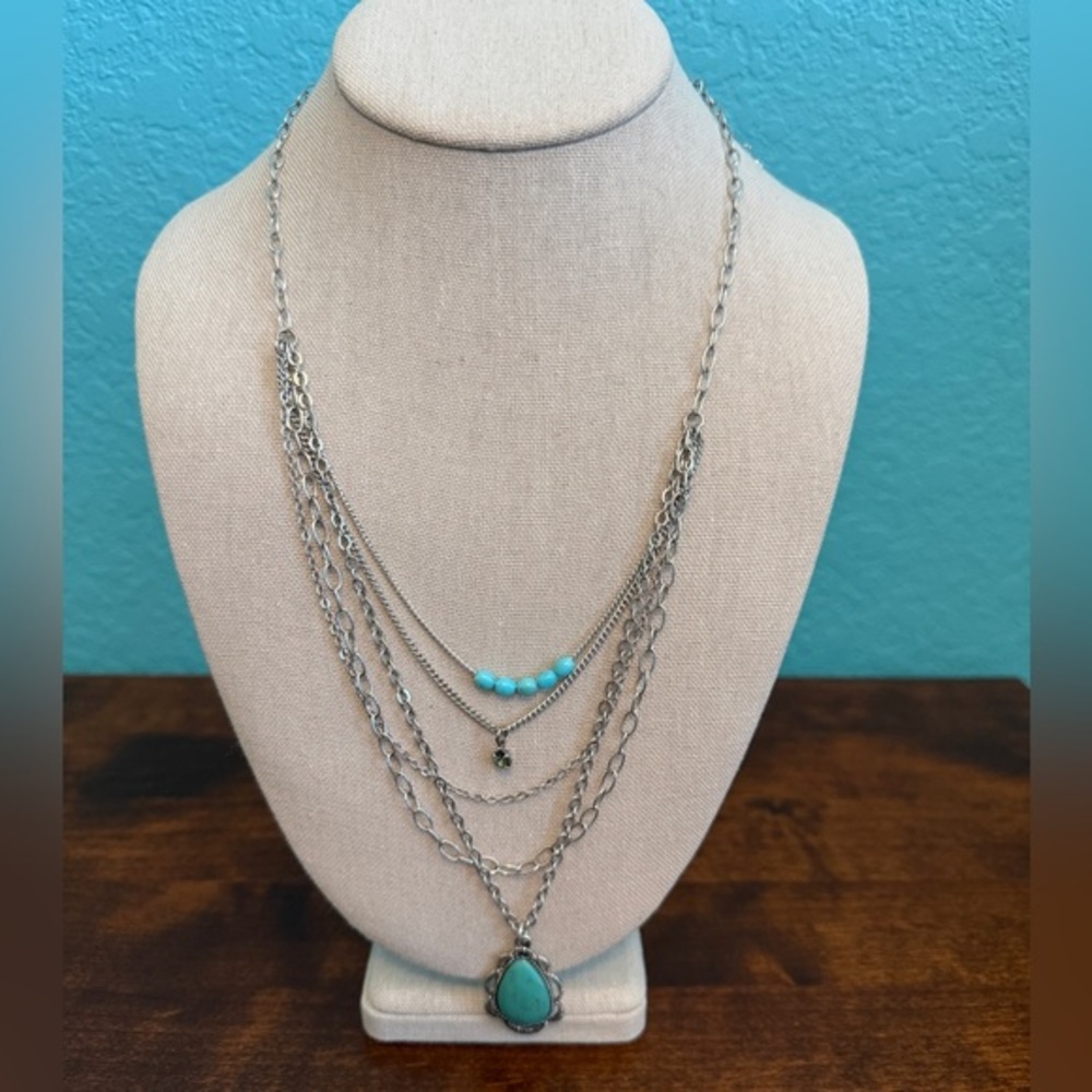 Women’s LAYERED NECKLACE 15”